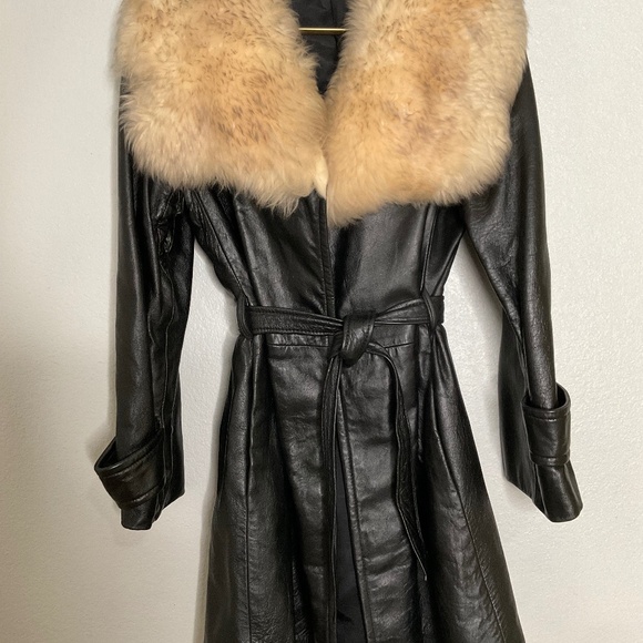 Sears Jackets & Blazers - Vintage  Sears 70’s Women’s Black leather Knee Length Coat W/Fur Collar Belted S